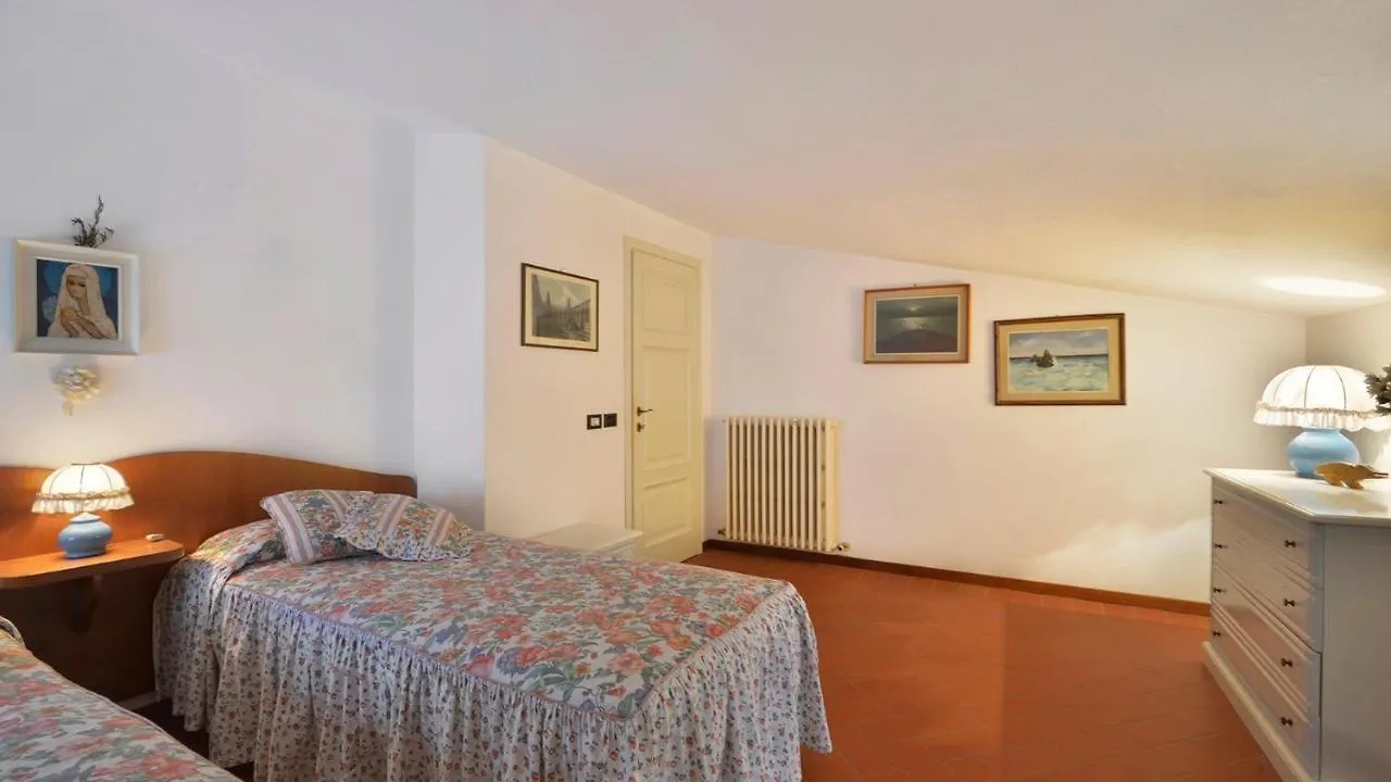 Villa Alida 12, Emma Villas Capannori Italy
